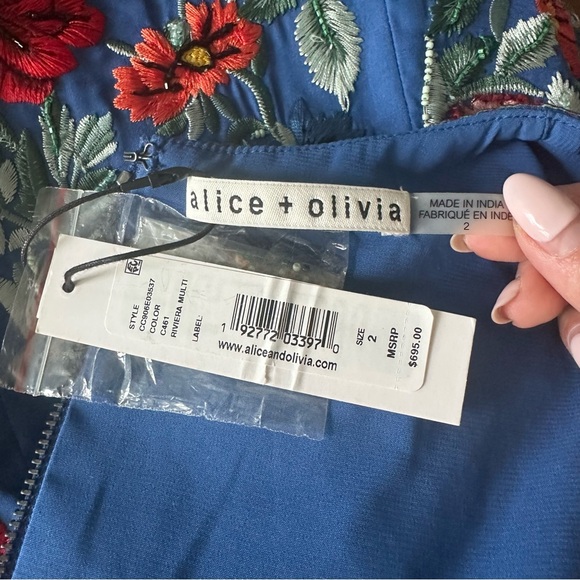 🎀SOLD🎀Alice + Olivia Patty Riviera Floral Embroidered A Line Dress - Picture 9 of 9